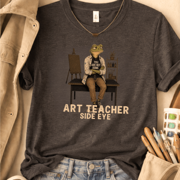 Art Teacher Gift – Side Eye Funny Frog Art Teacher Shirt - Image 2